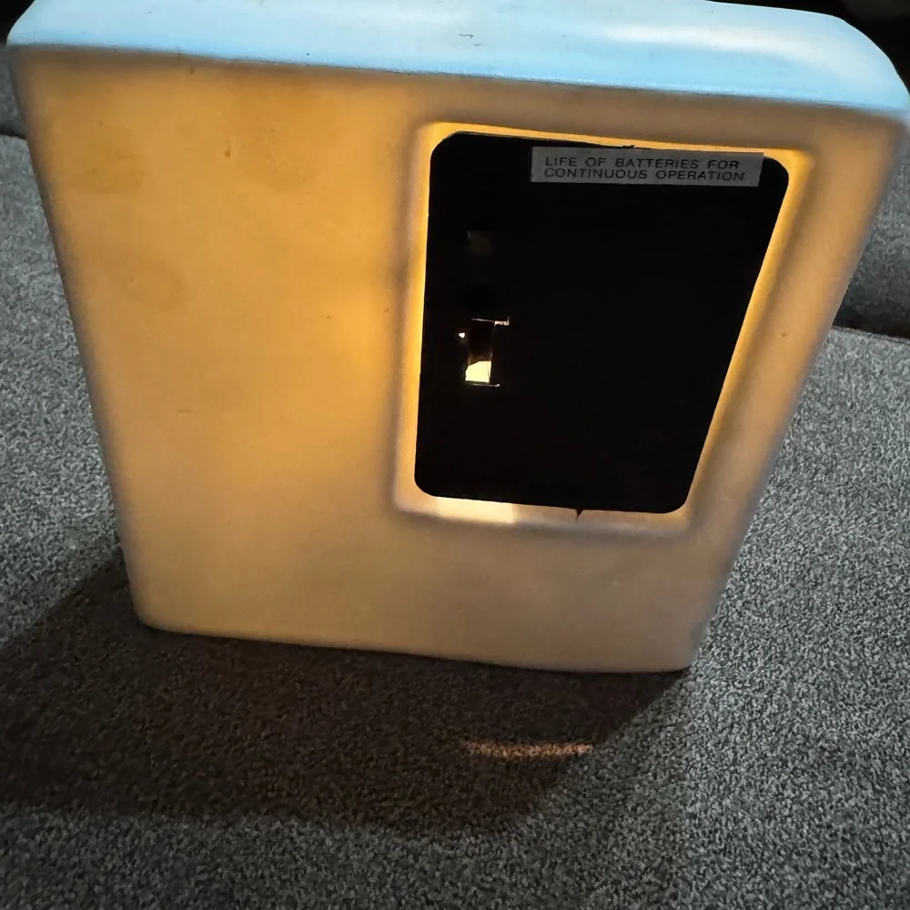 Vintage 1989 House of Lloyd Lighted Music Box Child at Window Ceramic Nightlight